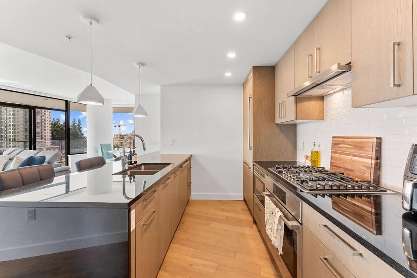 508 1588 JOHNSTON ROAD, White Rock real estate listing R2954664