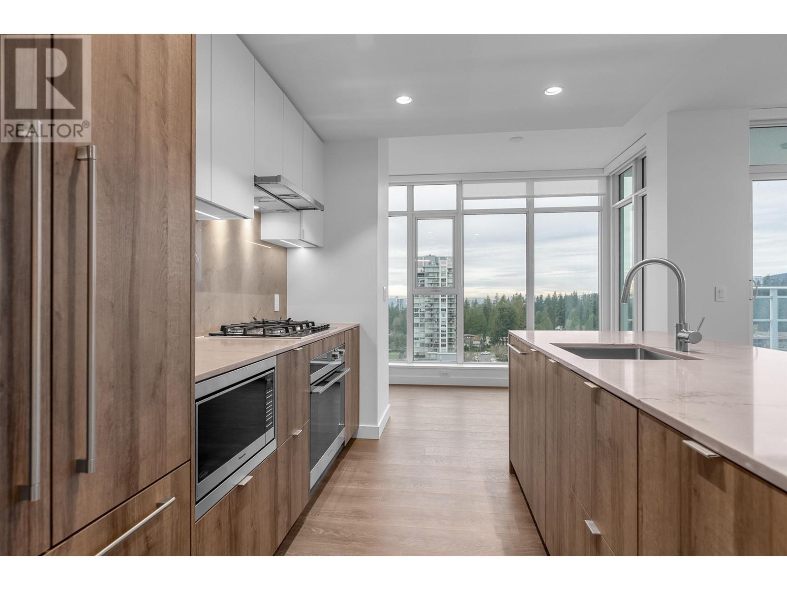 Photo 4 of 1106 505 Nelson Street, Coquitlam BC