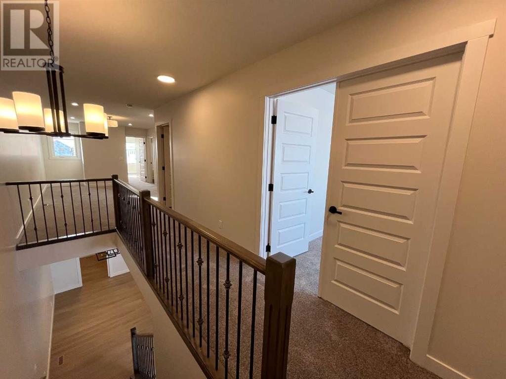 Single Family House for Sale in  Lewiston View NE Calgary 