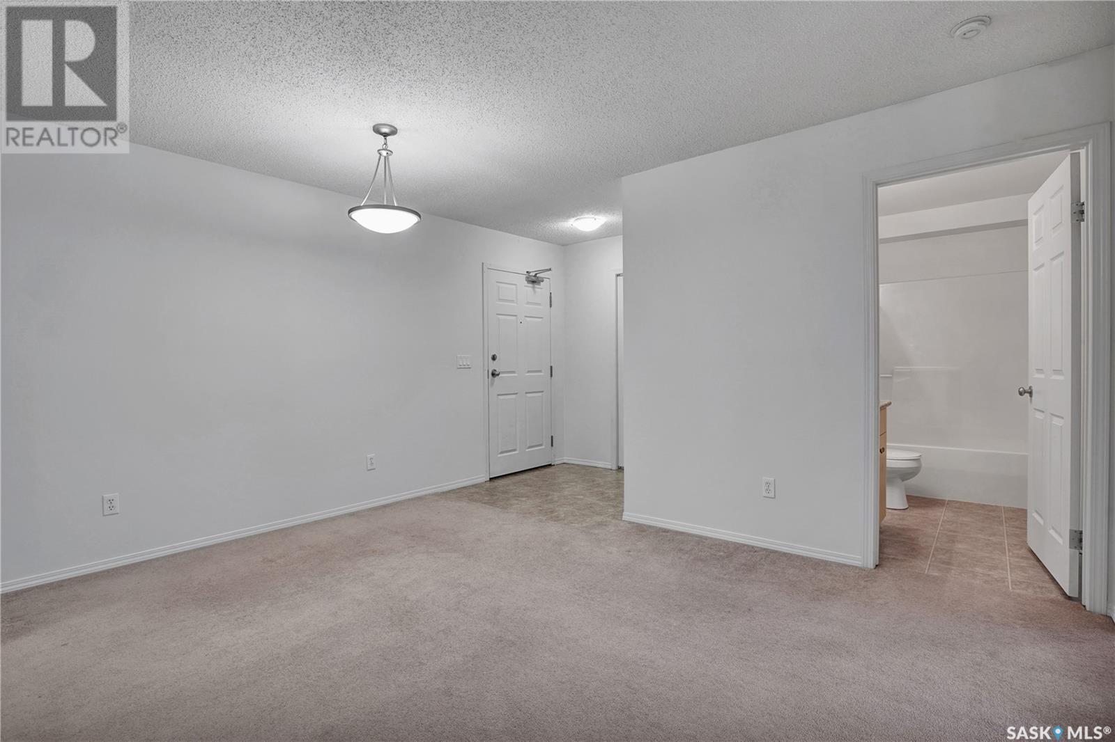 Single Family House High rise for Sale in   Lowe ROAD Saskatoon 