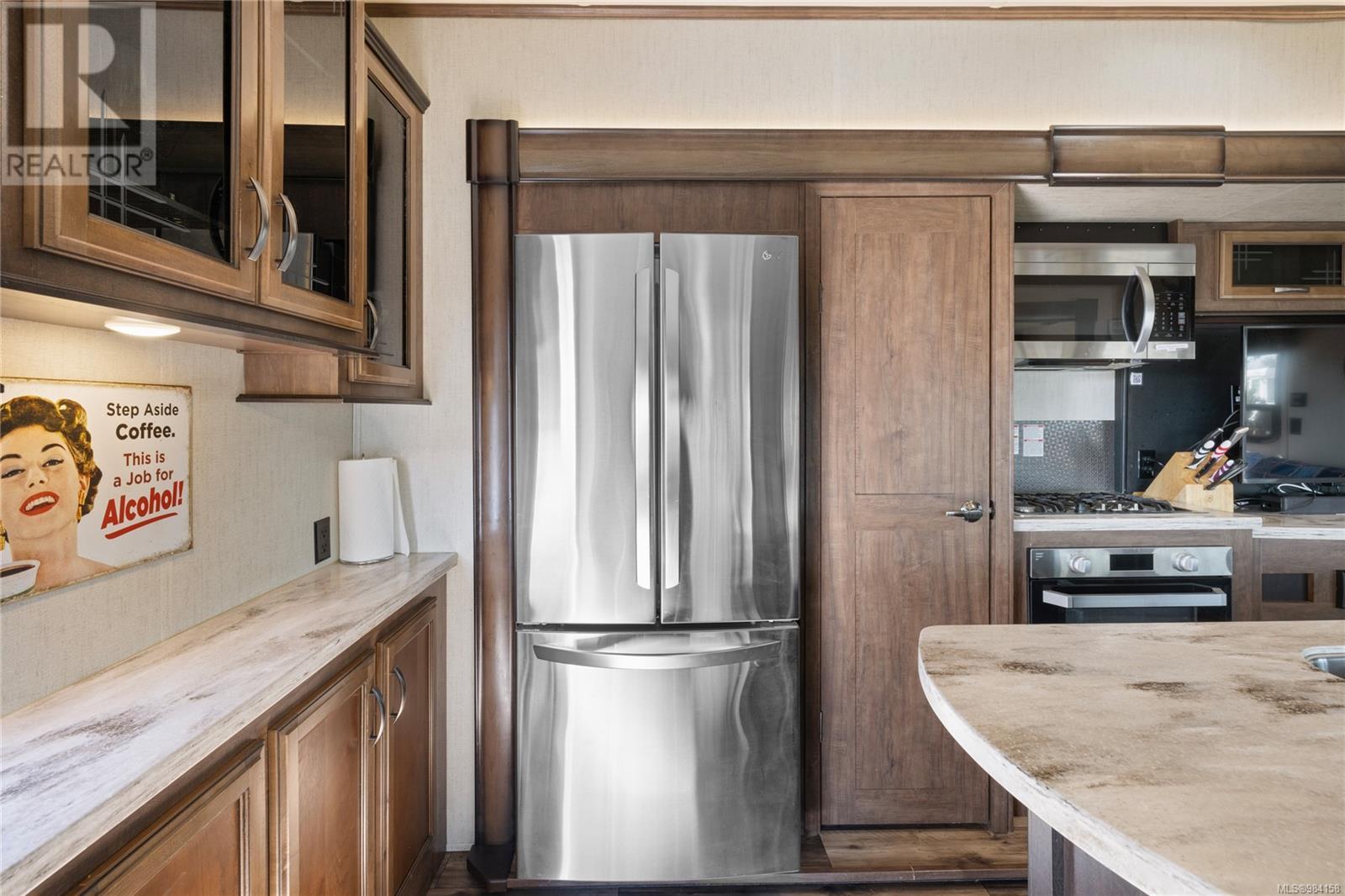 259C 200 Corfield St N, Parksville real estate listing 984158