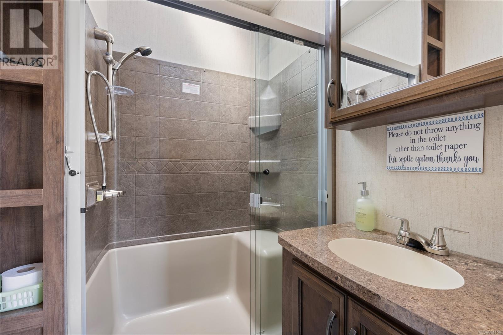 259C 200 Corfield St N, Parksville real estate listing 984158