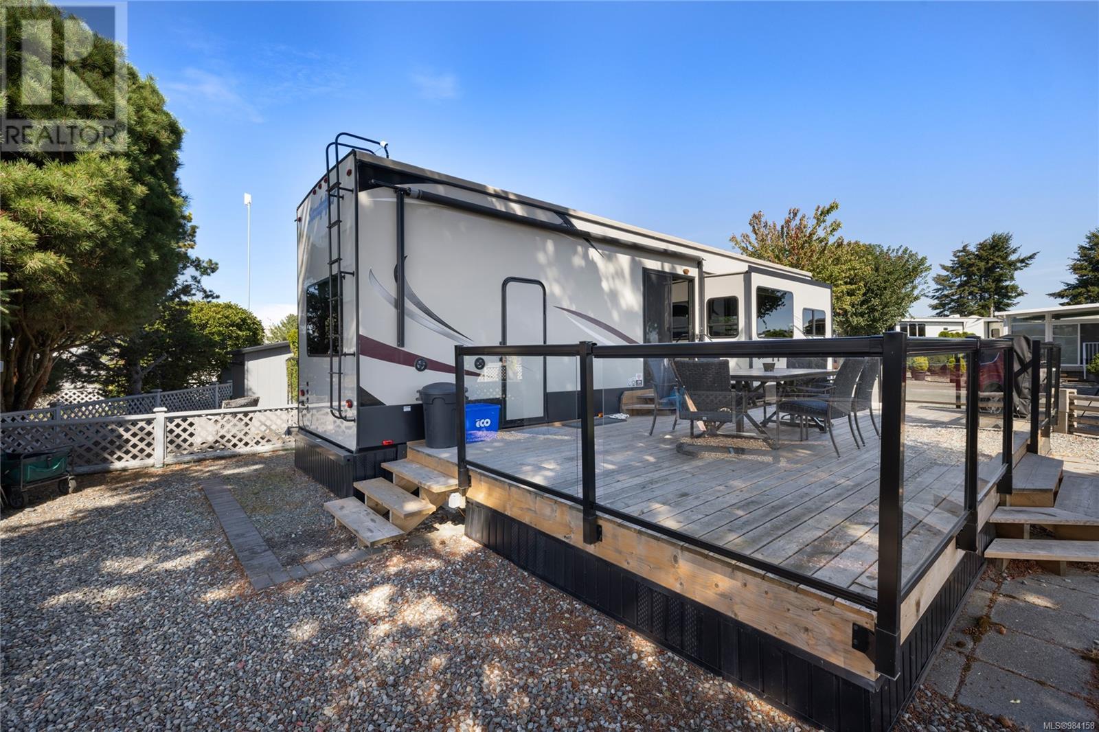 259C 200 Corfield St N, Parksville real estate listing 984158