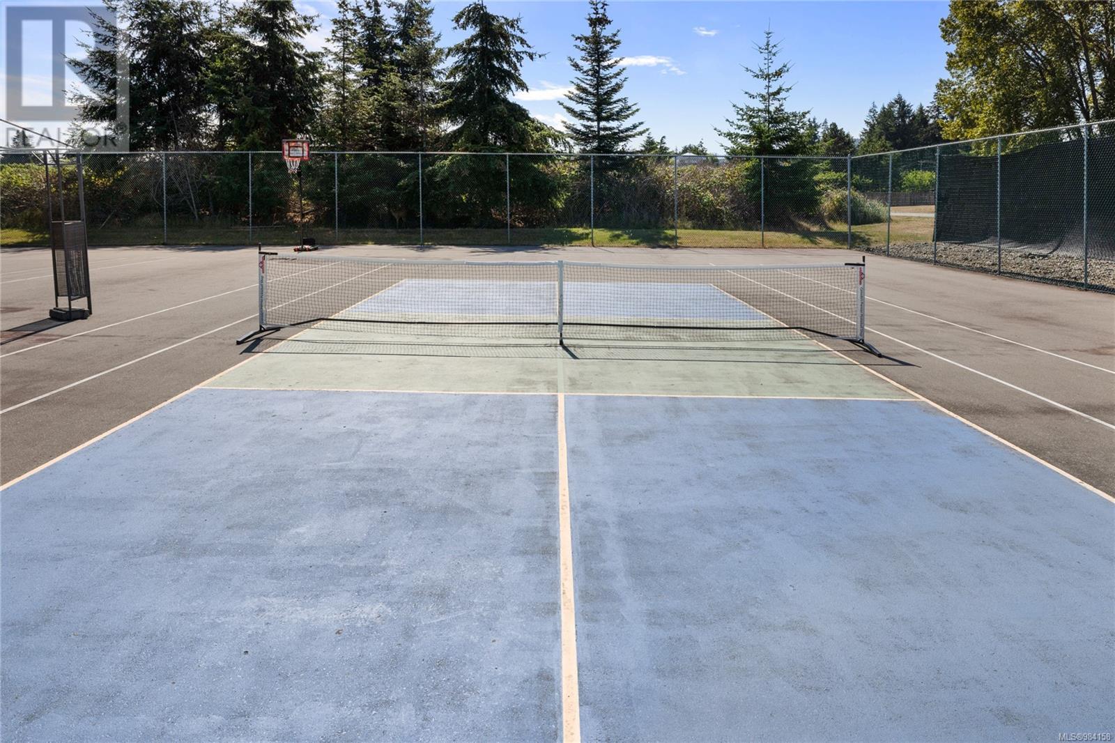 259C 200 Corfield St N, Parksville real estate listing 984158