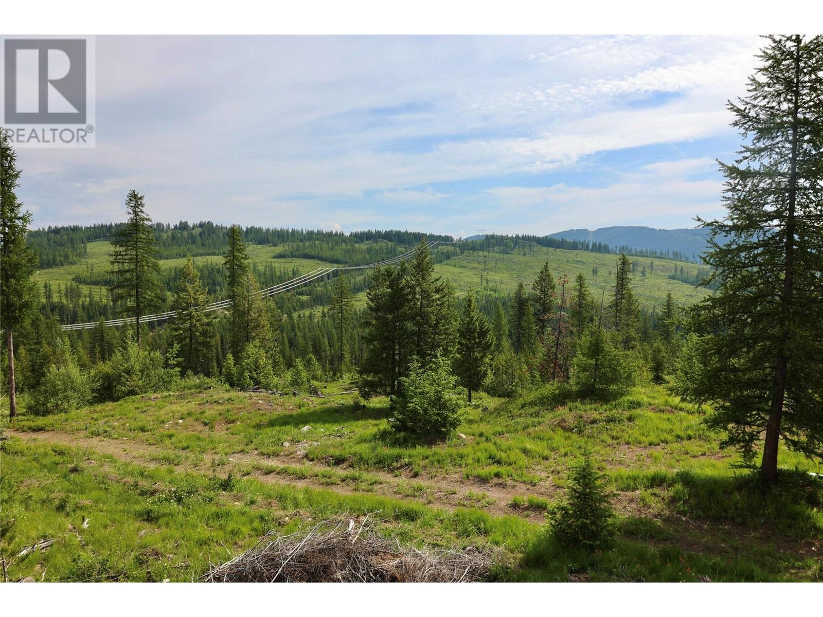  2375 BELCHROME FSR Road, Bridesville