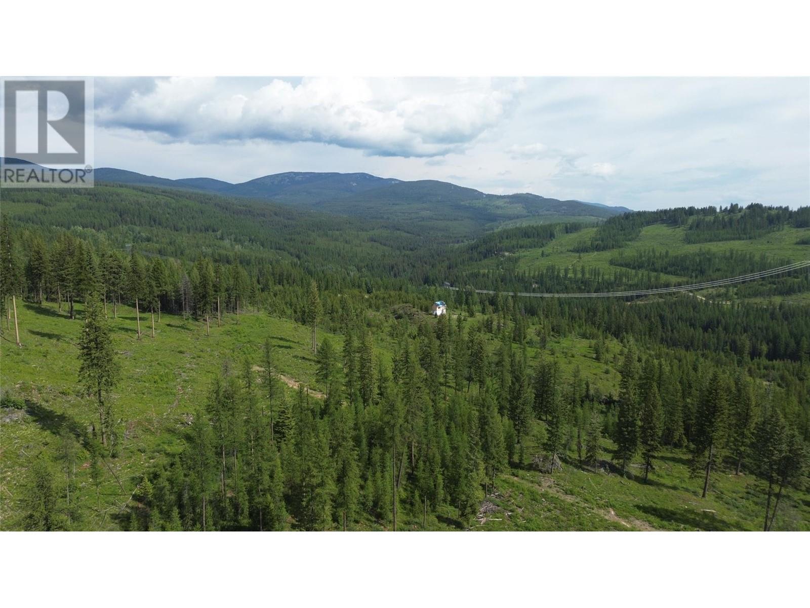  2375 BELCHROME FSR Road, Bridesville