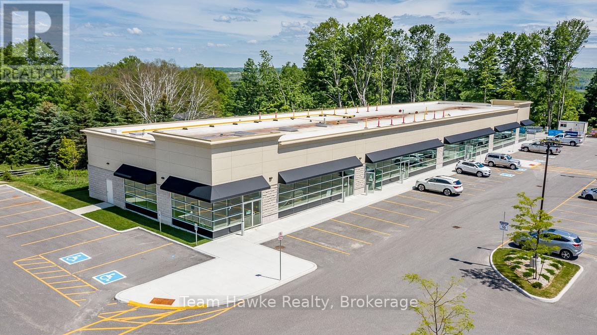 Photo 10 of 2 611 Prospect Boulevard, Midland ON
