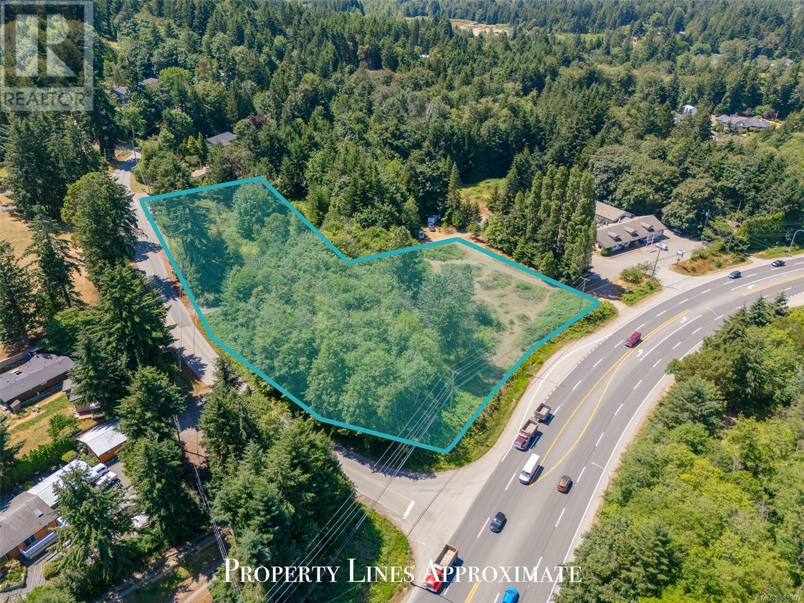 Photo 16 of 2433 Summerset Rd, Nanoose Bay BC