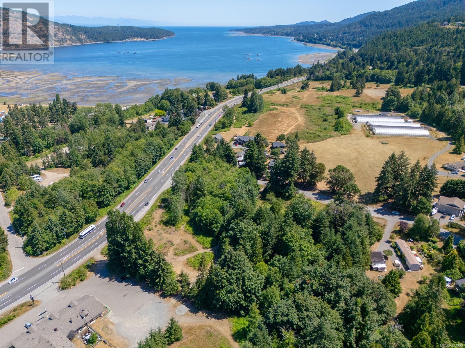 Photo 23 of 2433 Summerset Rd, Nanoose Bay BC