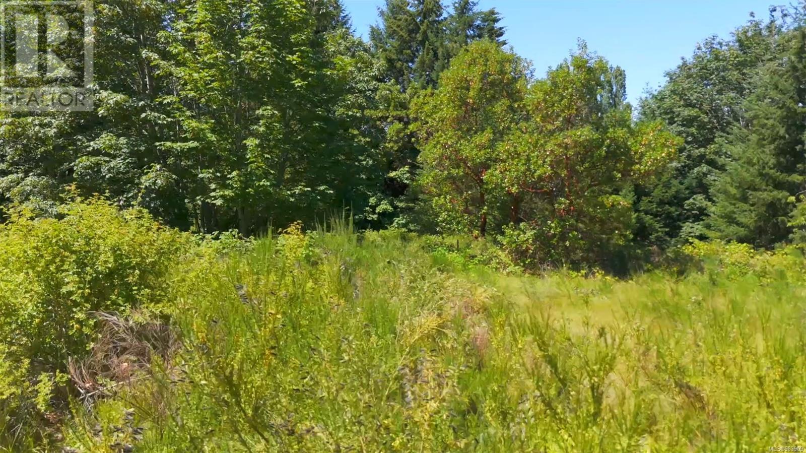 Photo 14 of 2433 Summerset Rd, Nanoose Bay BC
