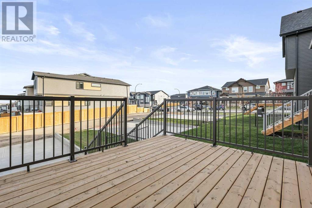 Single Family House for Sale in  Marmot Walk NW Glacier Ridge Calgary 