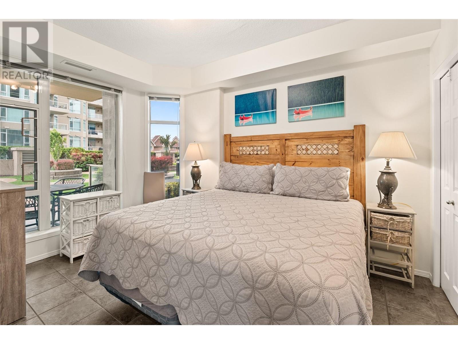 303 1128 Sunset Drive, Kelowna