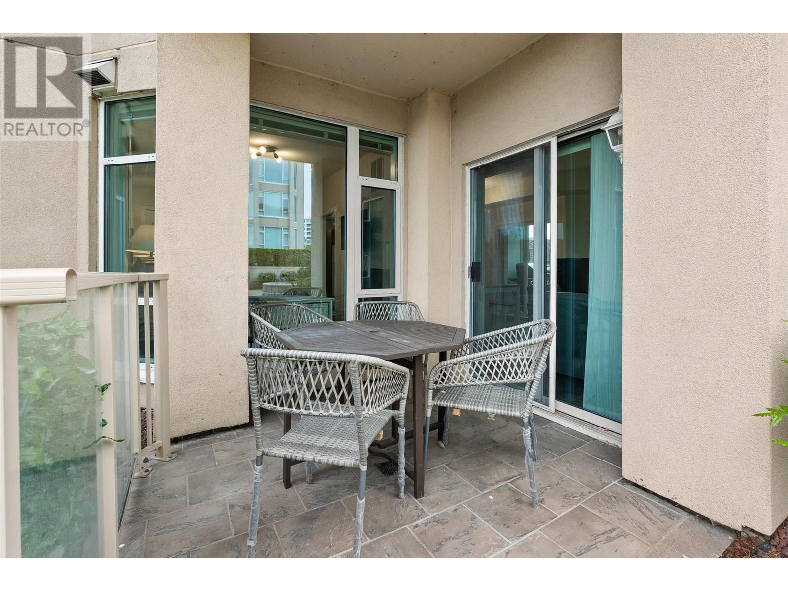303 1128 Sunset Drive, Kelowna