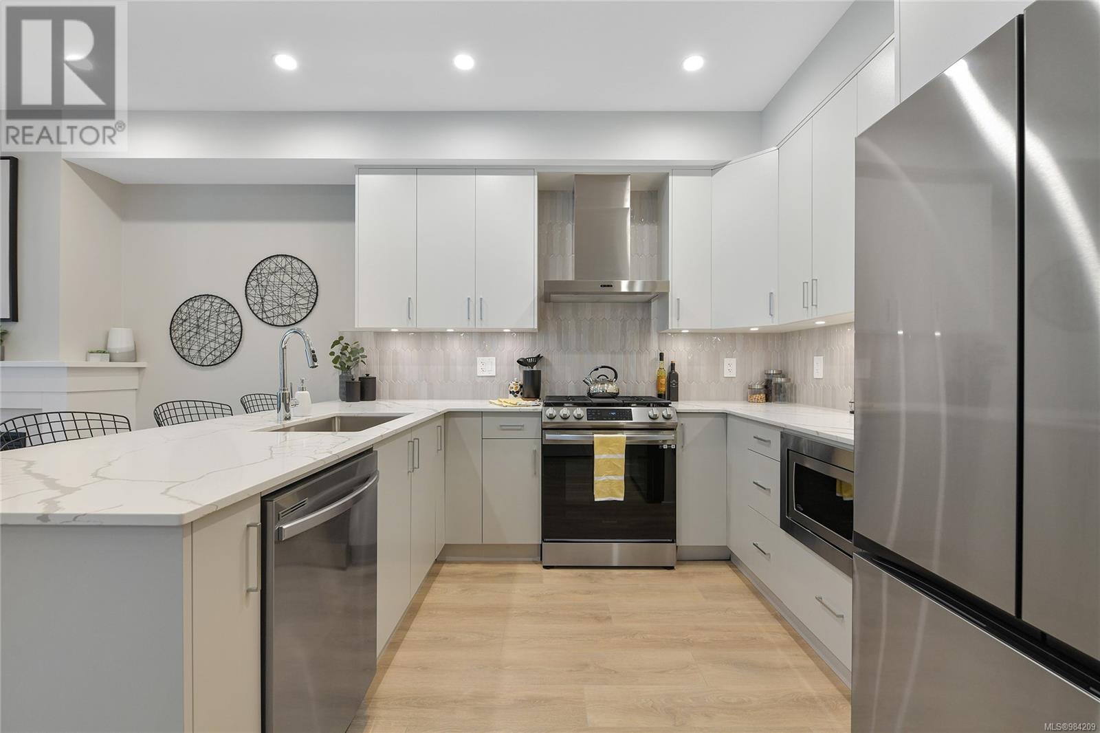1459 Stella Lane, Langford real estate listing 984209