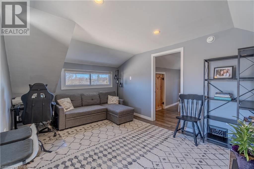 21 WADE Avenue - 14