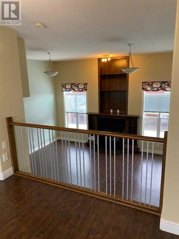 Single Family House for Sale in  MT SUNDANCE Manor W Sunridge Lethbridge 