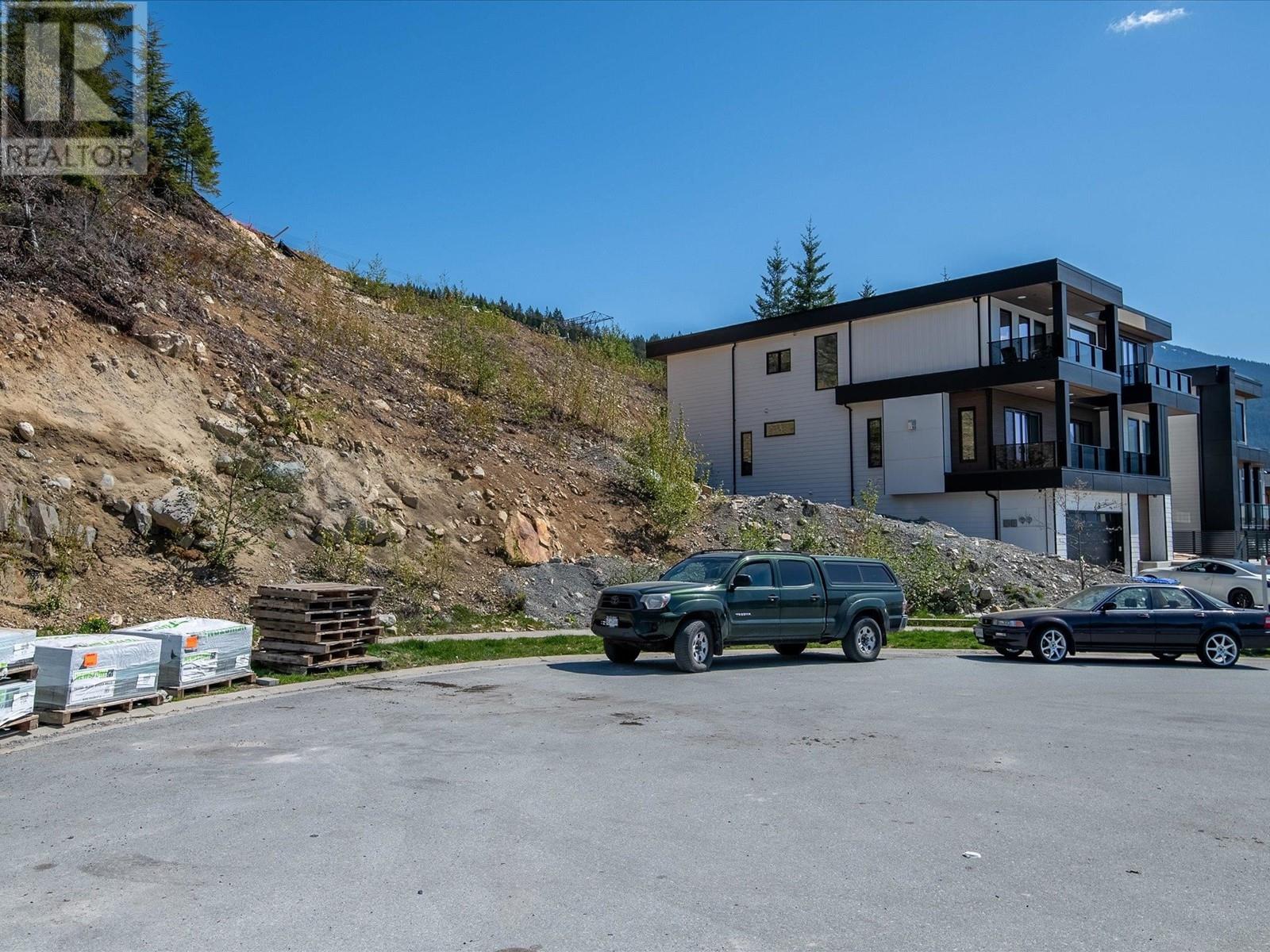 34 3385 MAMQUAM ROAD, Squamish real estate listing R2955574