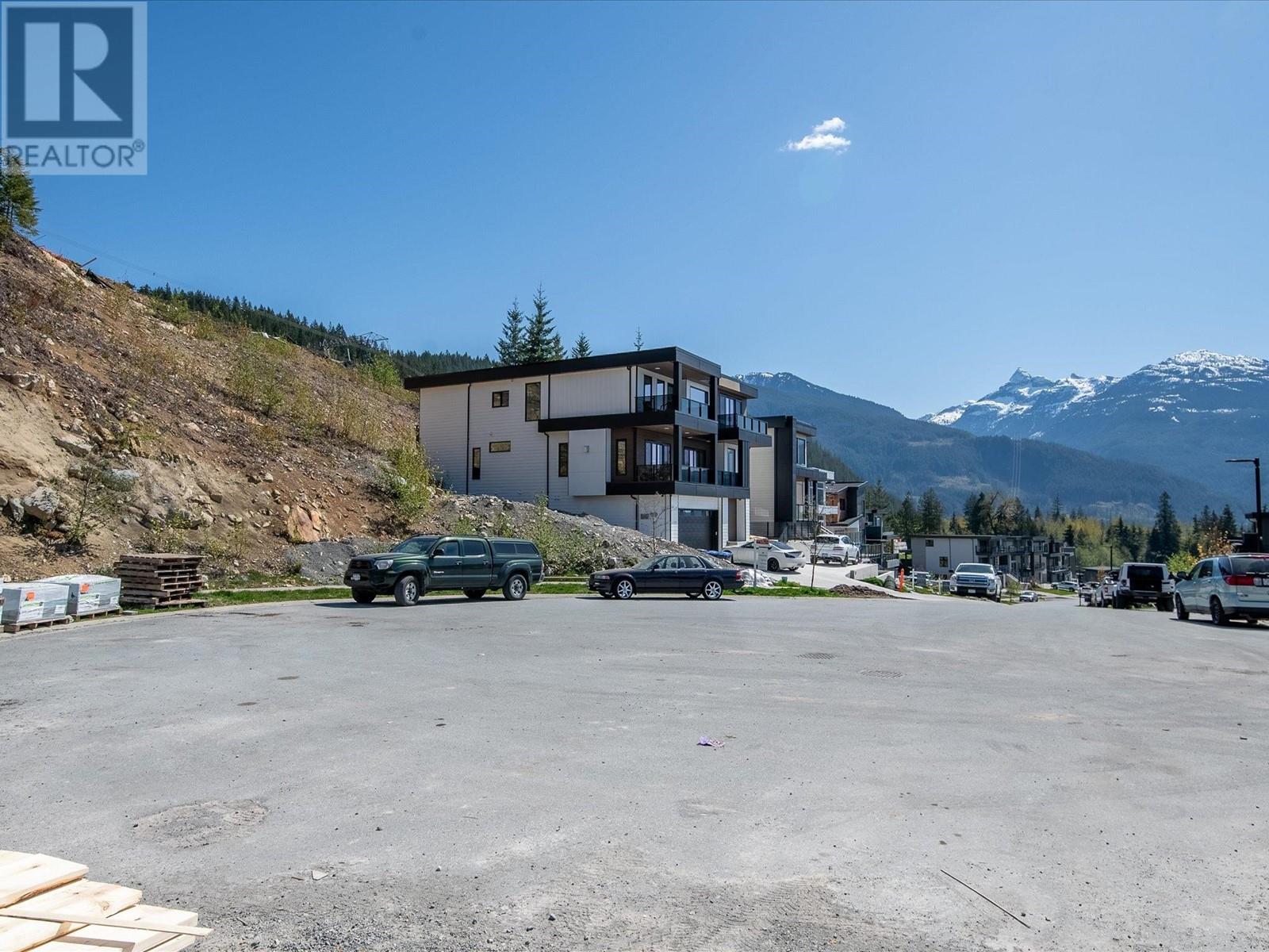 34 3385 MAMQUAM ROAD, Squamish real estate listing R2955574