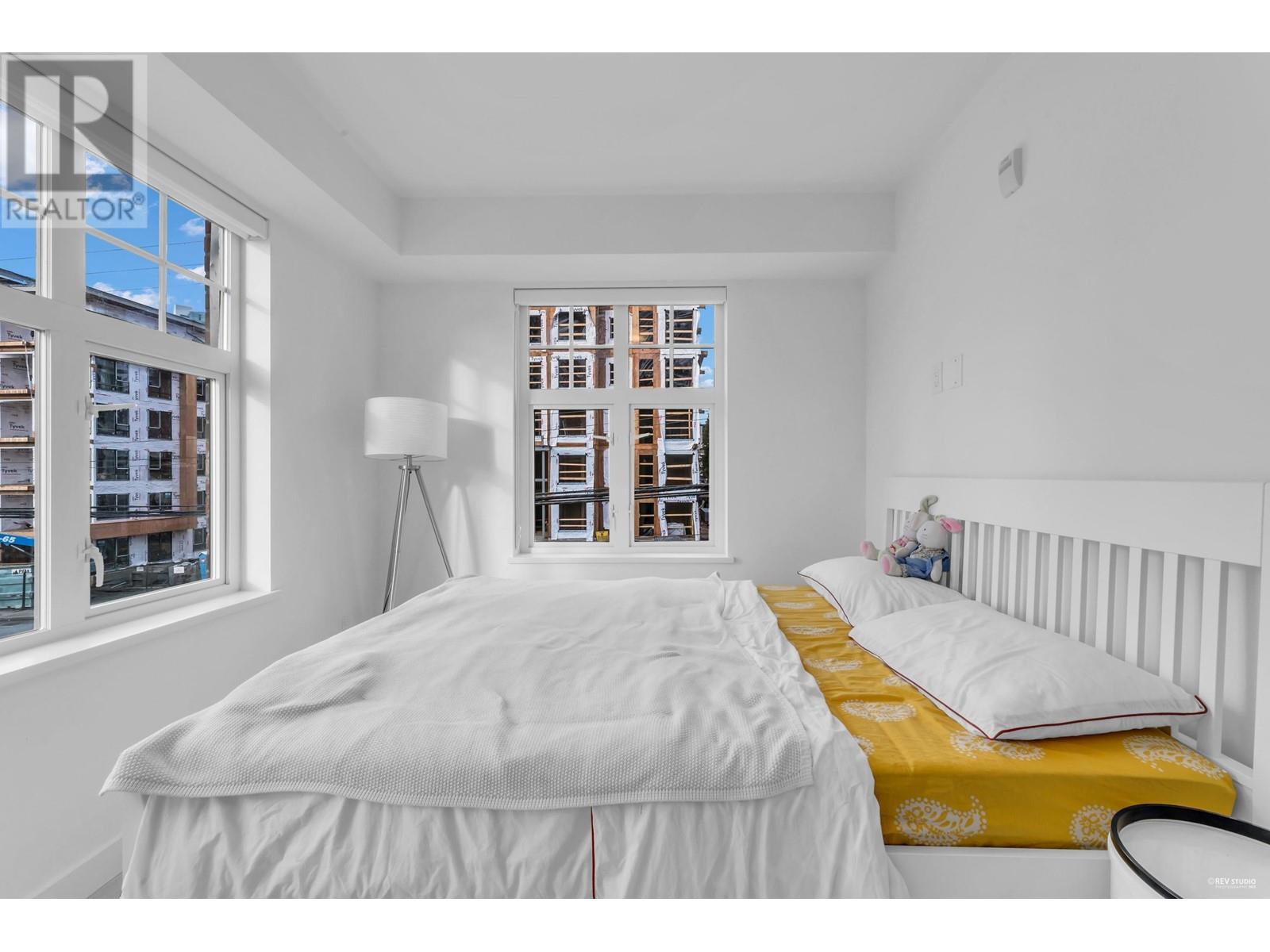 116 678 FAIRVIEW STREET, Coquitlam