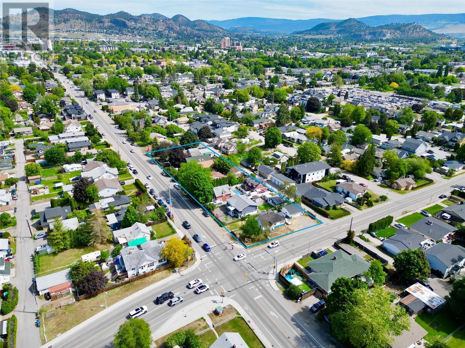  2257 Richter Street, Kelowna