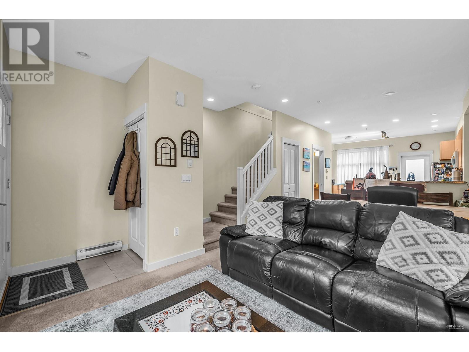 329 W 59TH AVENUE, Vancouver