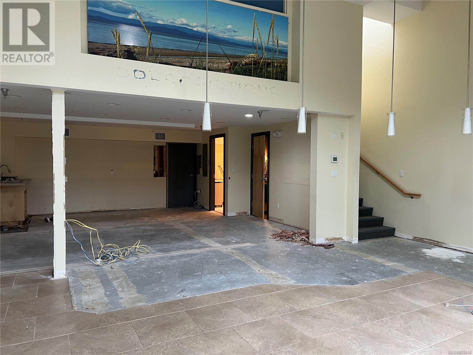 Office in Nanaimo - Image 8