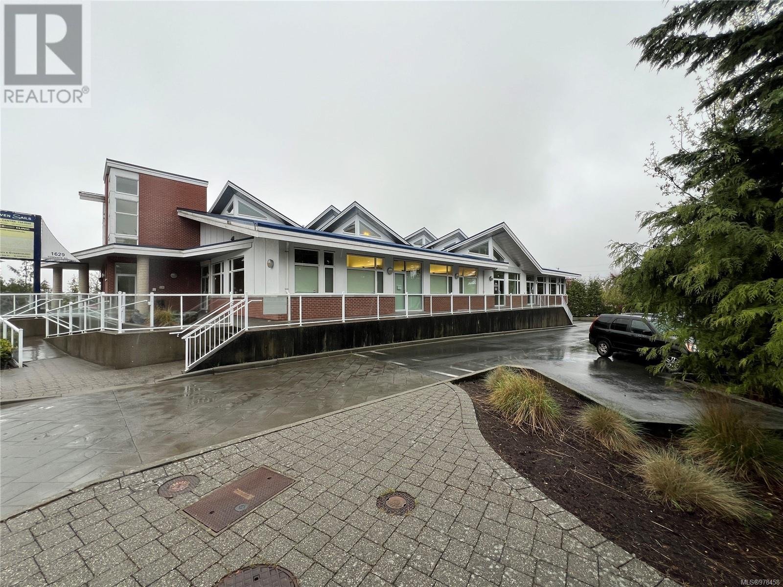 Office in Nanaimo - Image 12