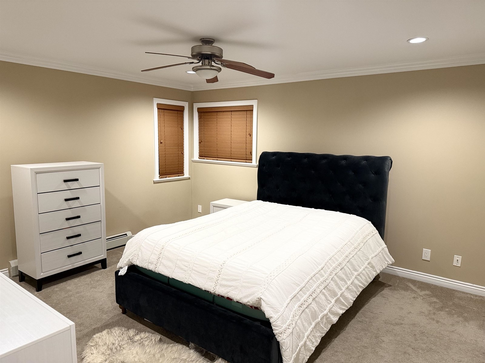 6887 144A STREET, Surrey