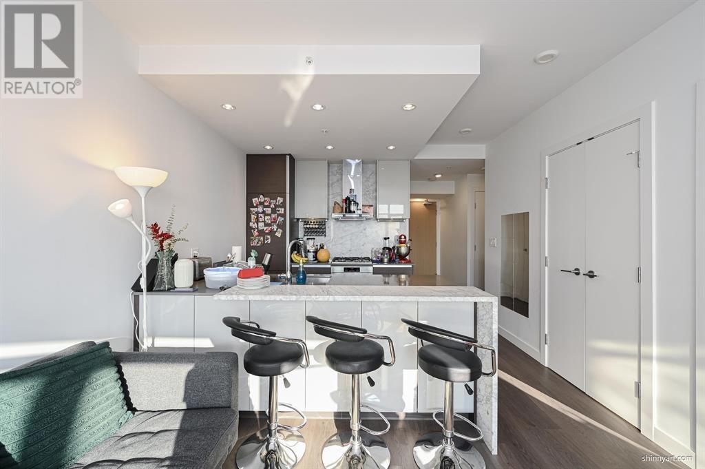 2106 6098 STATION STREET, Burnaby real estate listing R2955663