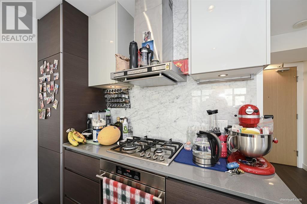 2106 6098 STATION STREET, Burnaby real estate listing R2955663