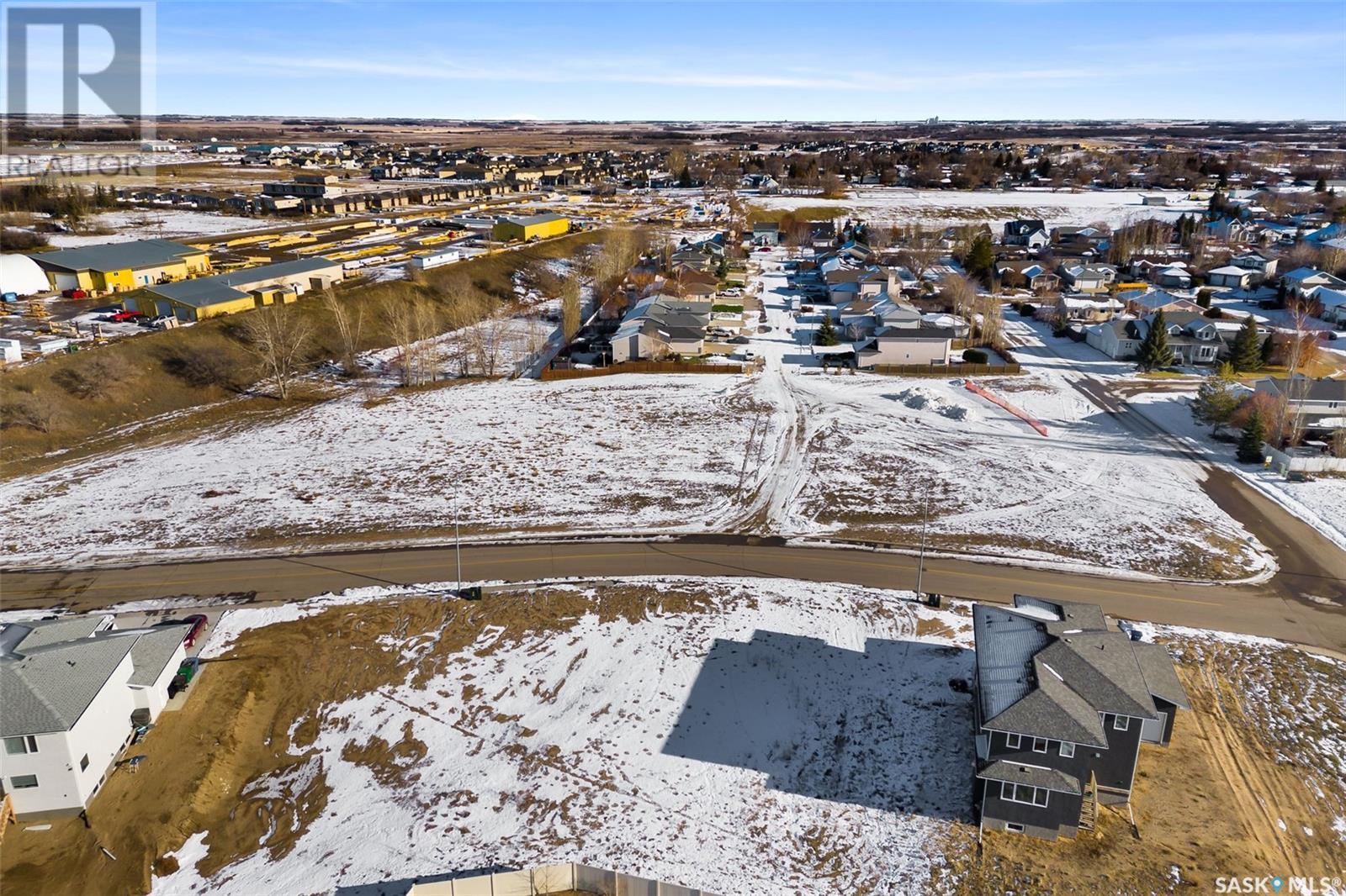 Photo 3 of 550 Lafarge Street, Pilot Butte SK