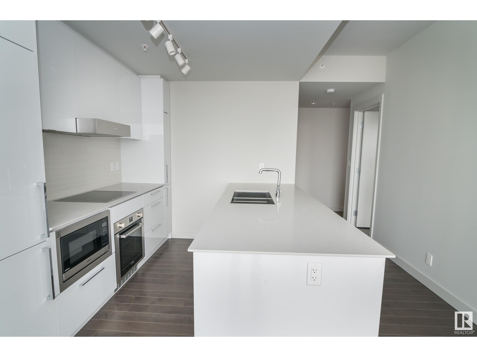 #2612 10360 102 ST NW, Edmonton