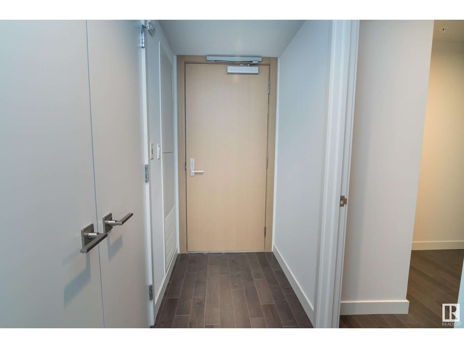 #2612 10360 102 ST NW, Edmonton