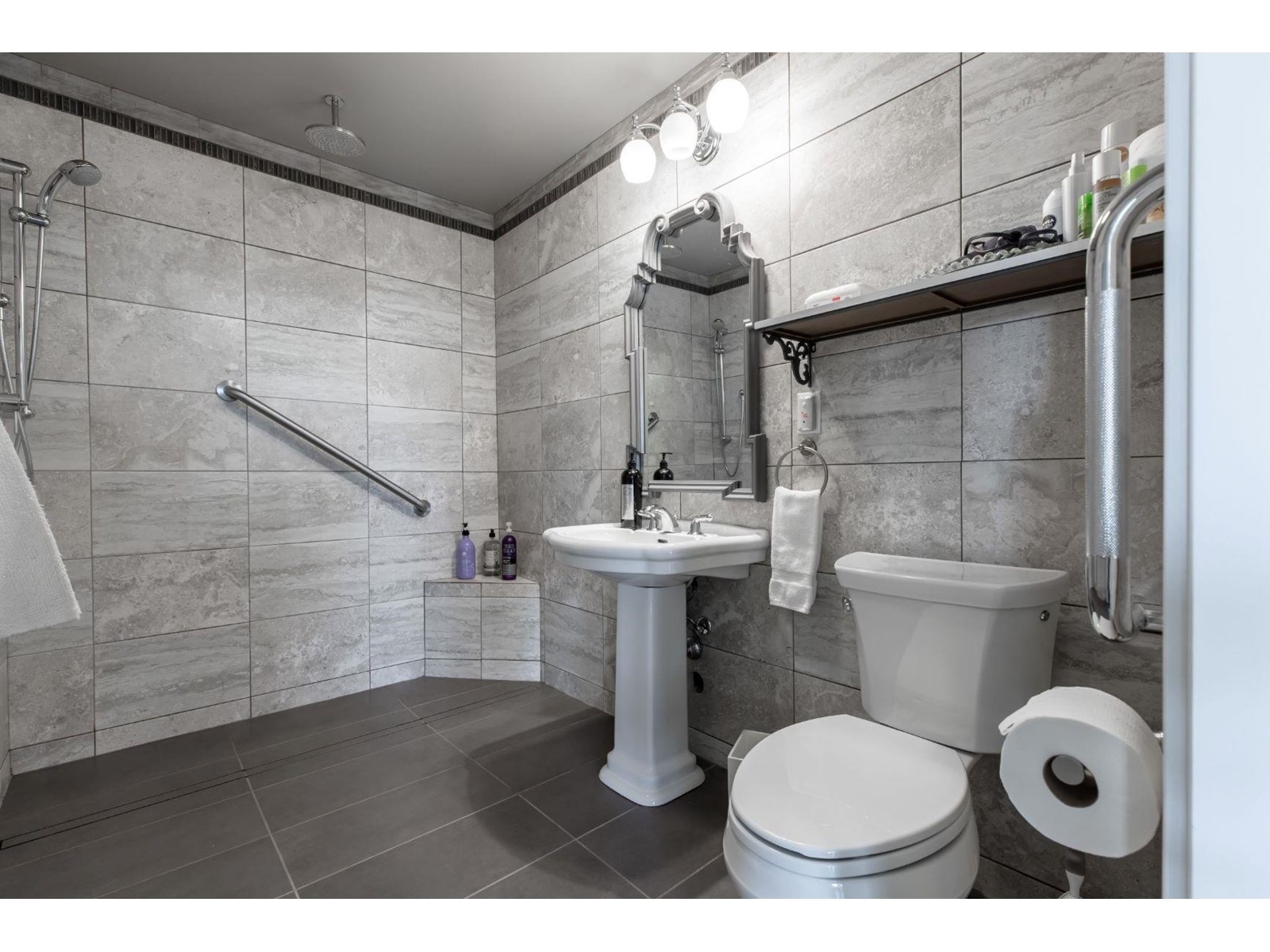 2379 CHARDONNAY LANE, Abbotsford real estate listing R2956014