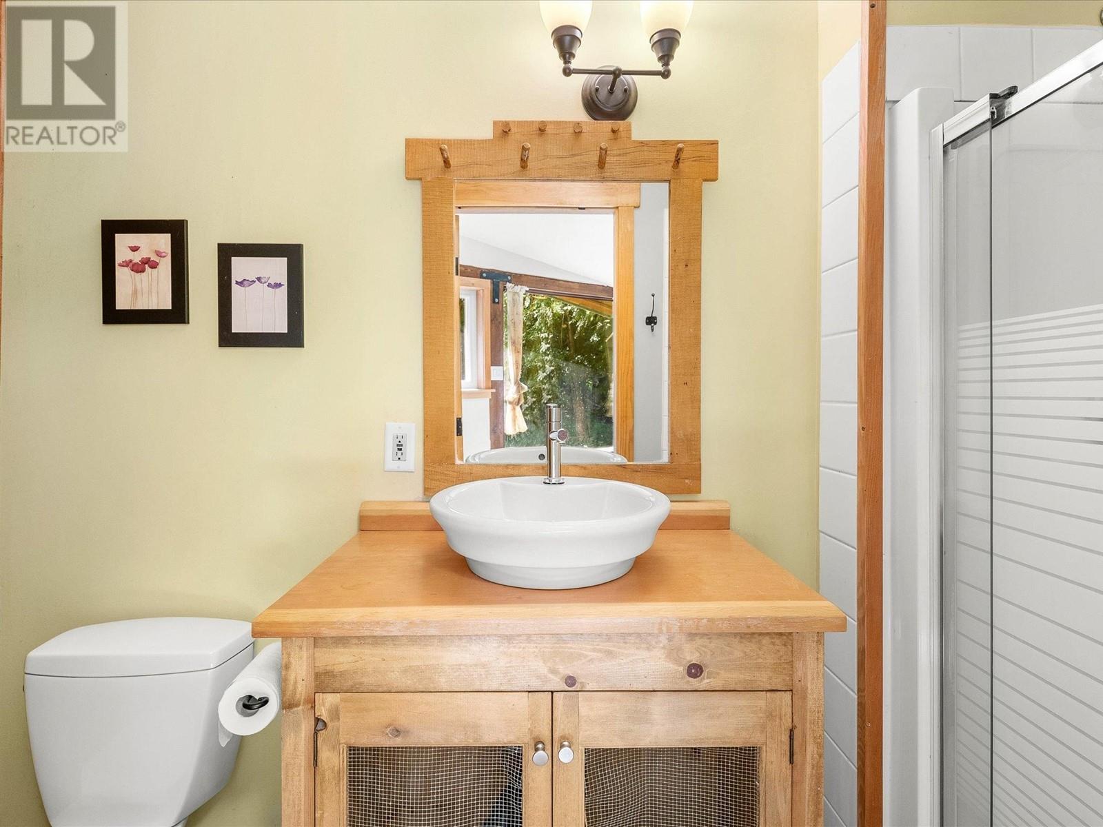 7700 PEMBERTON MEADOWS ROAD, Pemberton