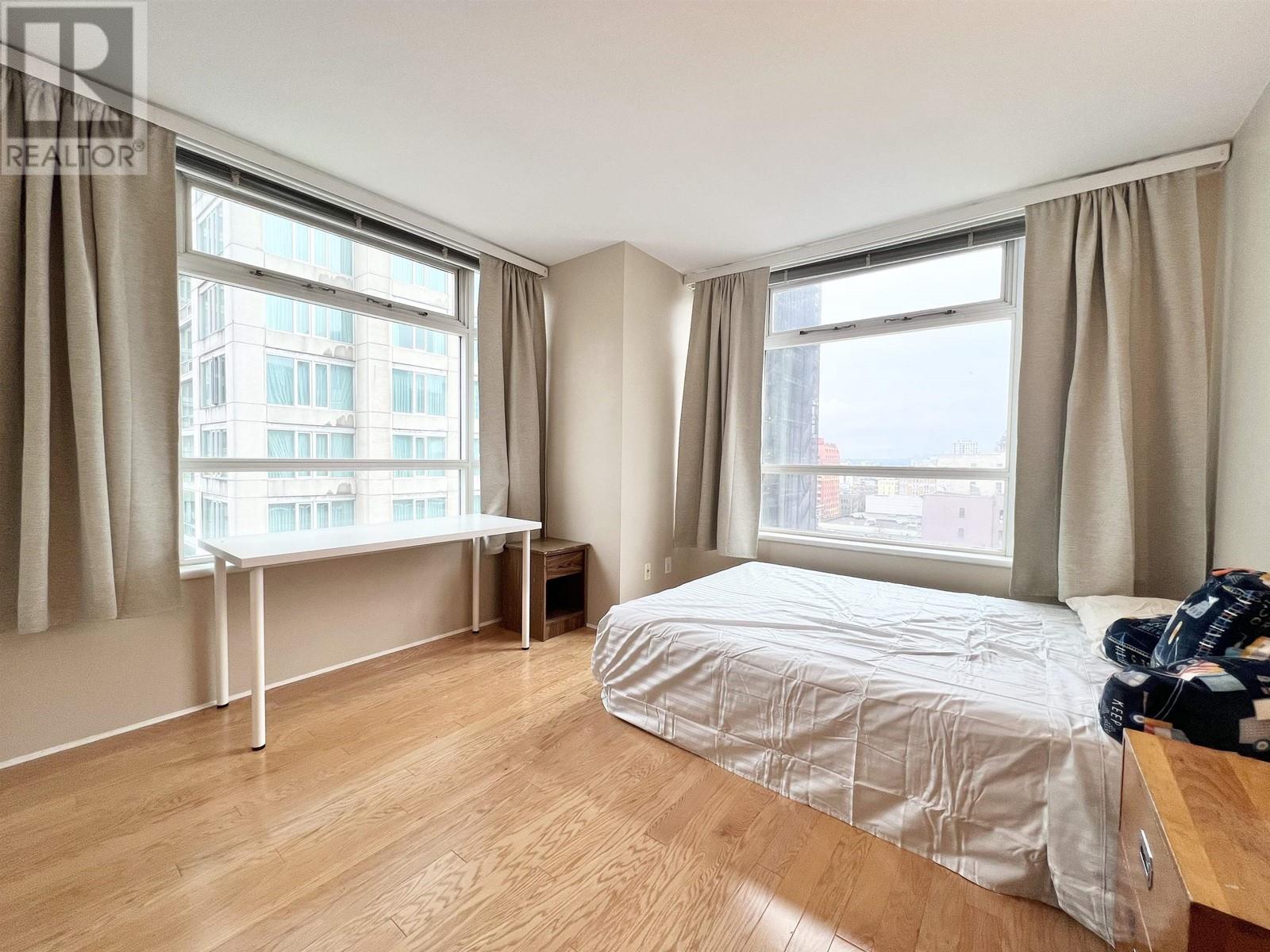 Photo 4 of 907 438 Seymour Street, Vancouver BC