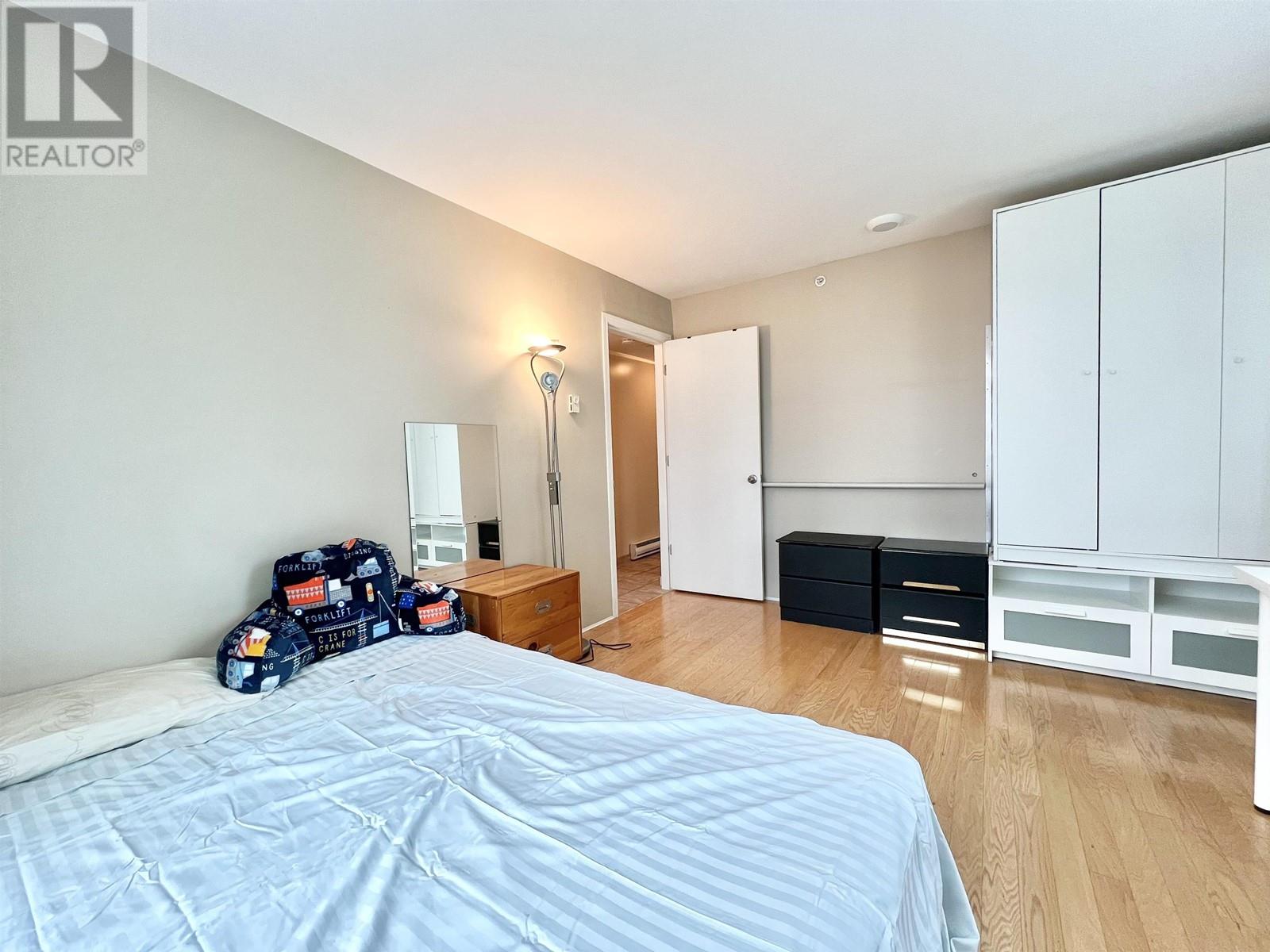 Photo 6 of 907 438 Seymour Street, Vancouver BC