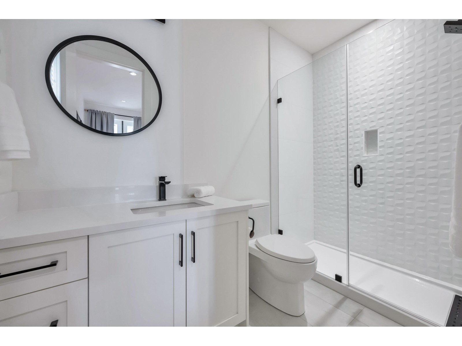 1038 STEVENS STREET, White Rock real estate listing R2956155