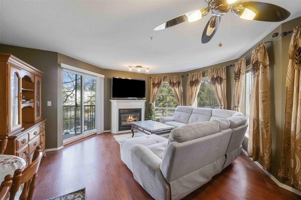 302 2435 CENTER STREET, Abbotsford real estate listing R2956270