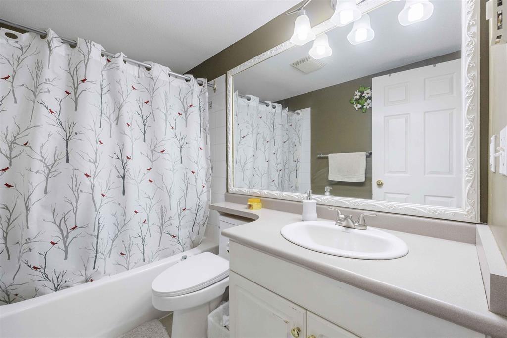 302 2435 CENTER STREET, Abbotsford real estate listing R2956270