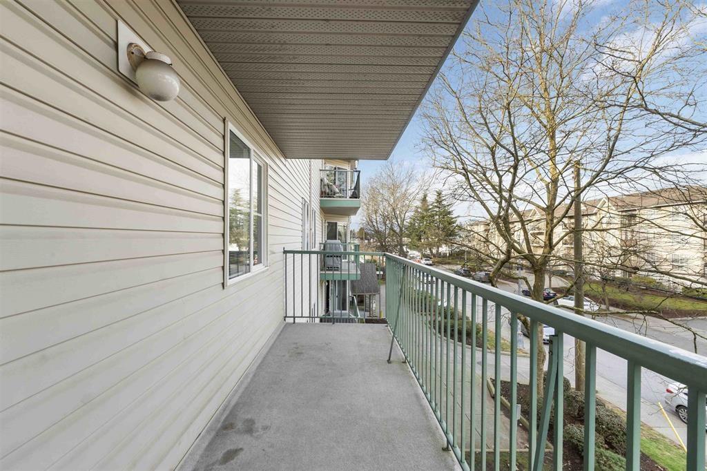 302 2435 CENTER STREET, Abbotsford real estate listing R2956270