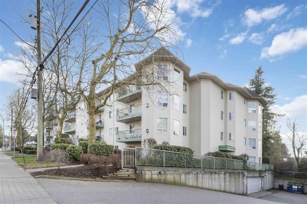 302 2435 CENTER STREET, Abbotsford real estate listing R2956270