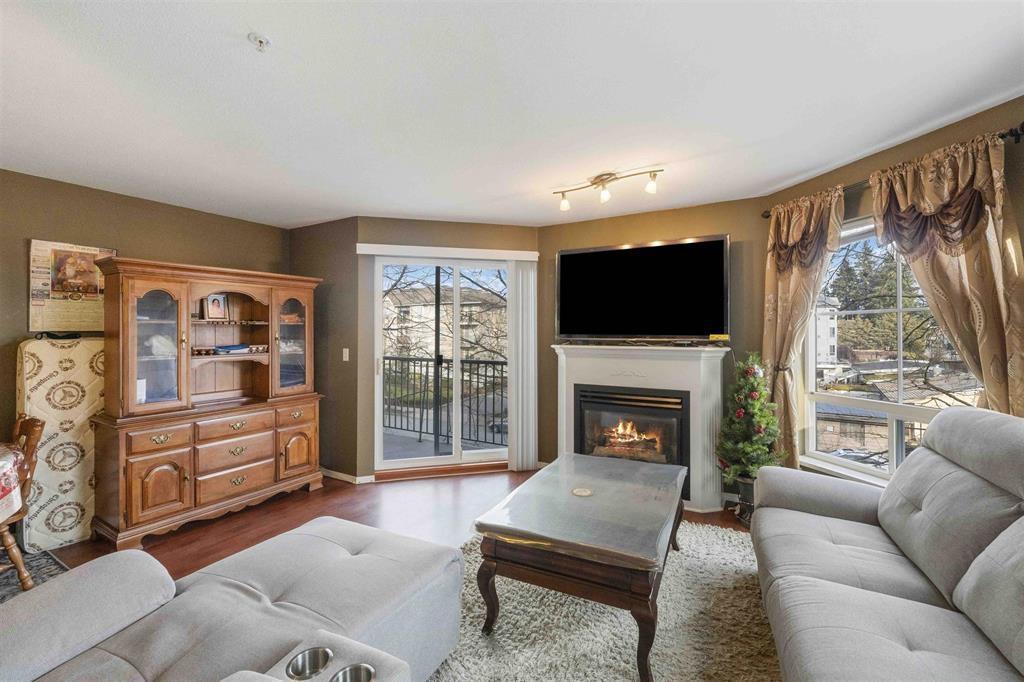 302 2435 CENTER STREET, Abbotsford real estate listing R2956270