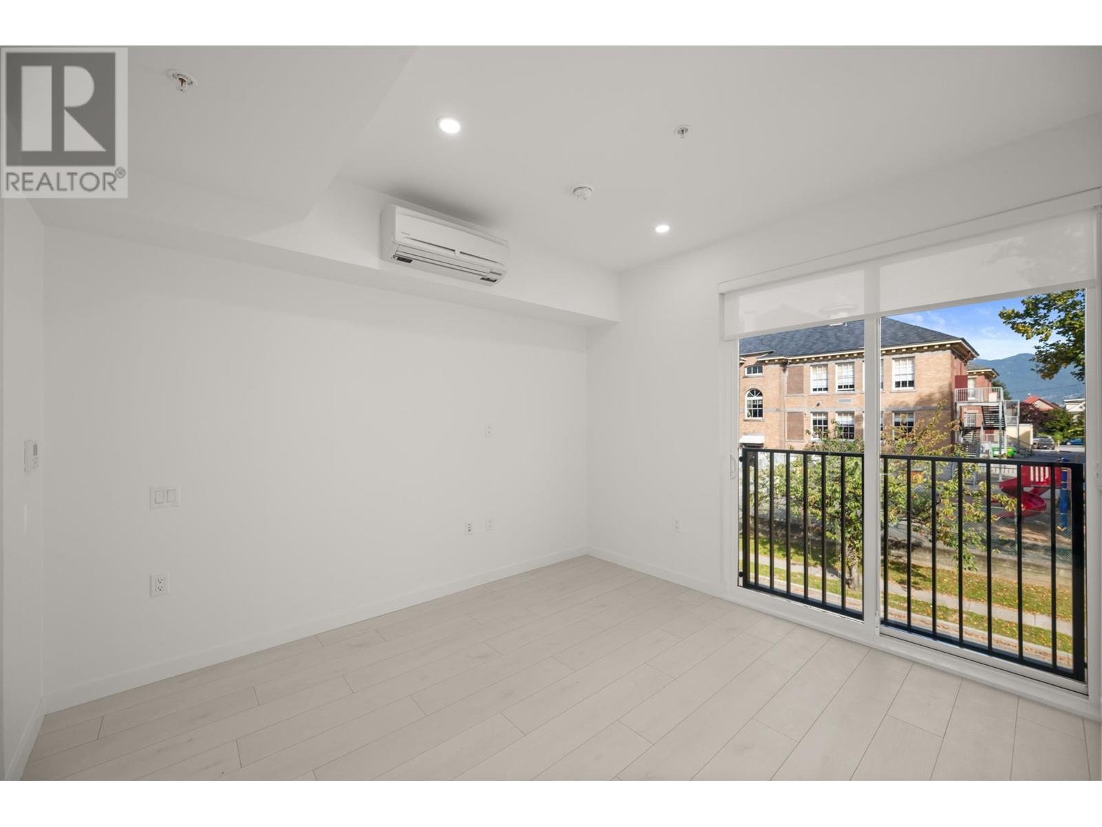 342 1120 E GEORGIA STREET, Vancouver