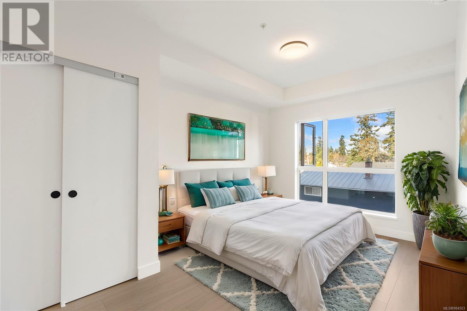 301 2629 Millstream Rd, Langford real estate listing 984503