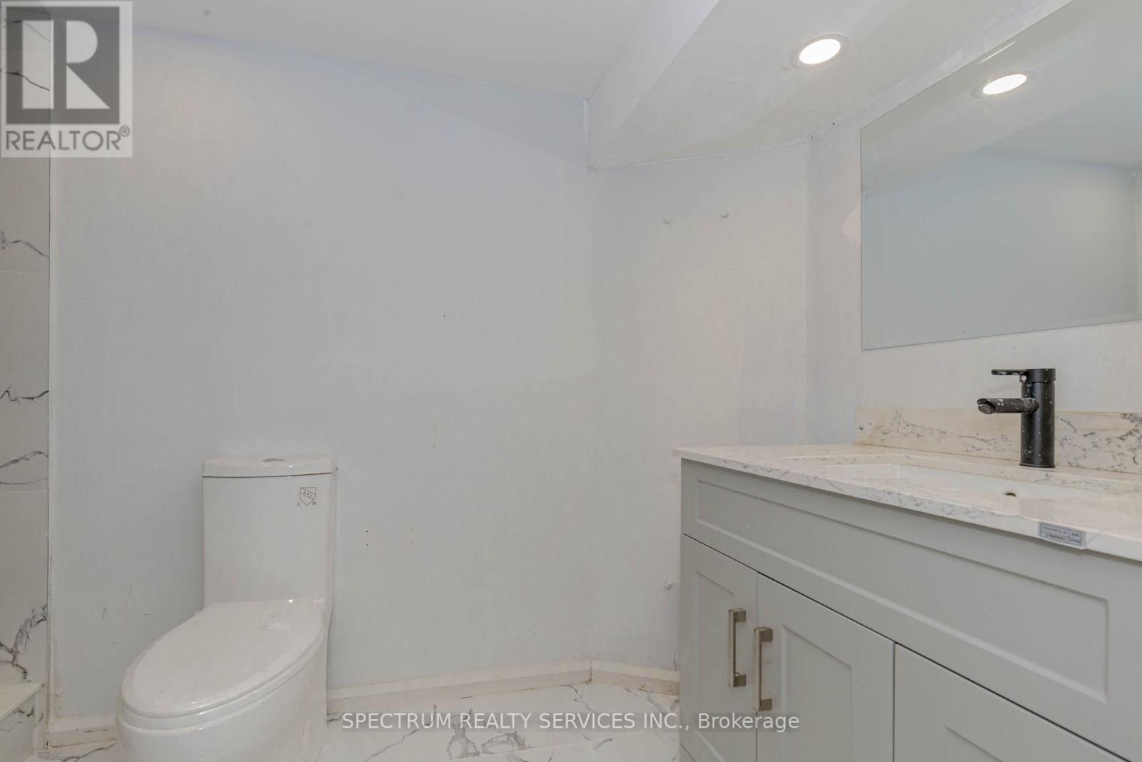 Photo 23 of 55 Hamilton Street, St Catharines ON