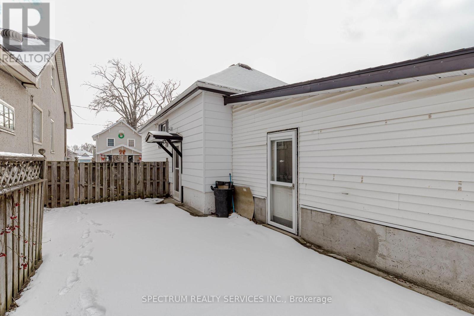 Photo 26 of 55 Hamilton Street, St Catharines ON