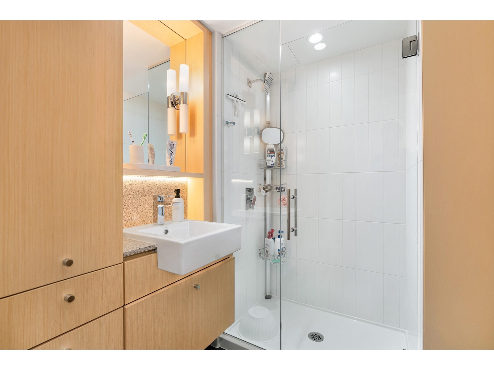 2706 13495 CENTRAL AVENUE, Surrey