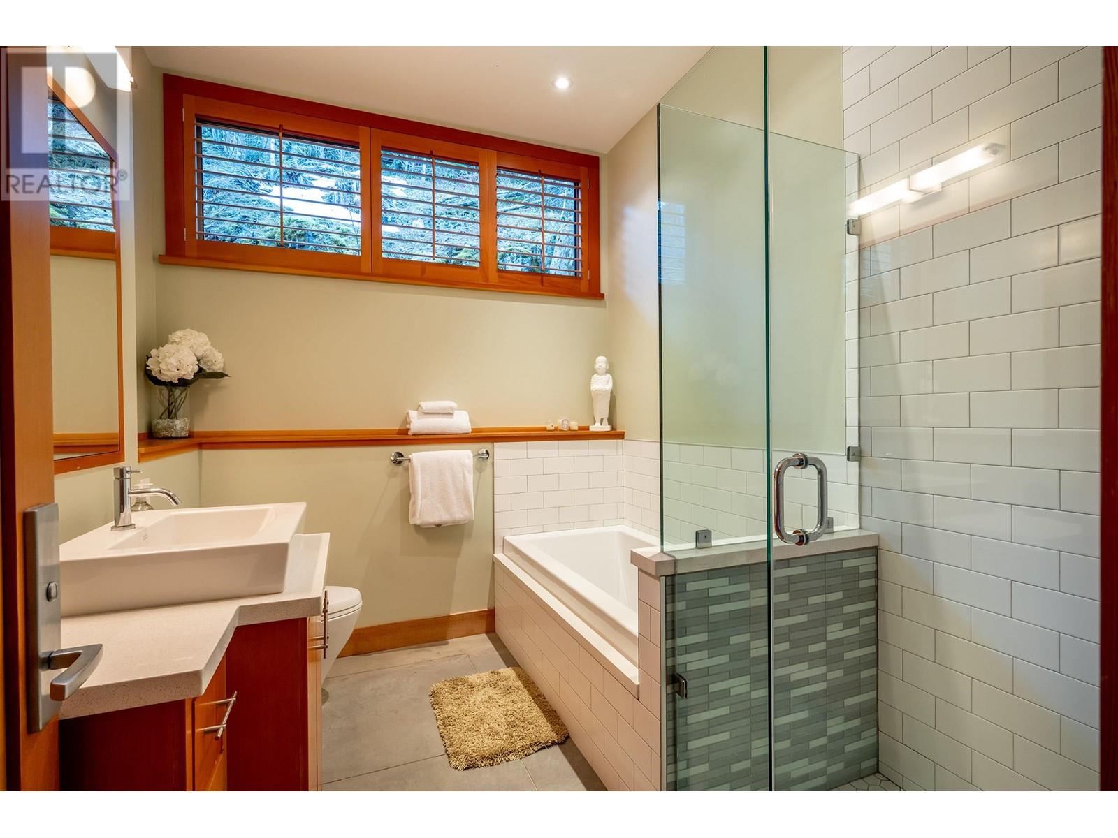 1530 SPRING CREEK DRIVE, Whistler real estate listing R2956441