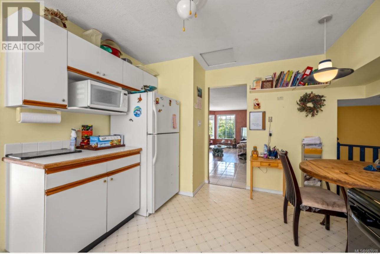 2610 Seymour Pl, Campbell River real estate listing 983918